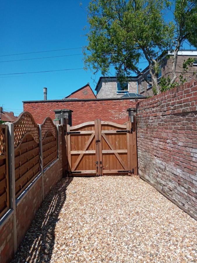 Delighful Self Catering In The Heart Of Glastonbury Buitenkant foto